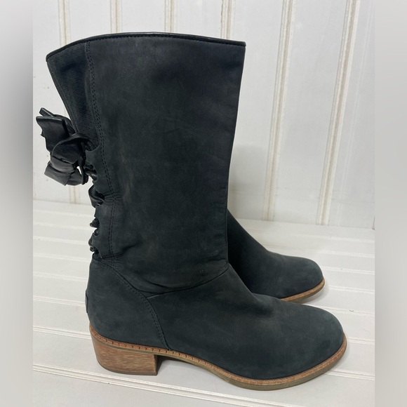 UGG Cary Lace-Up Back Genuine Sheepskin Boot Grey Size 8.5 - Picture 8 of 10